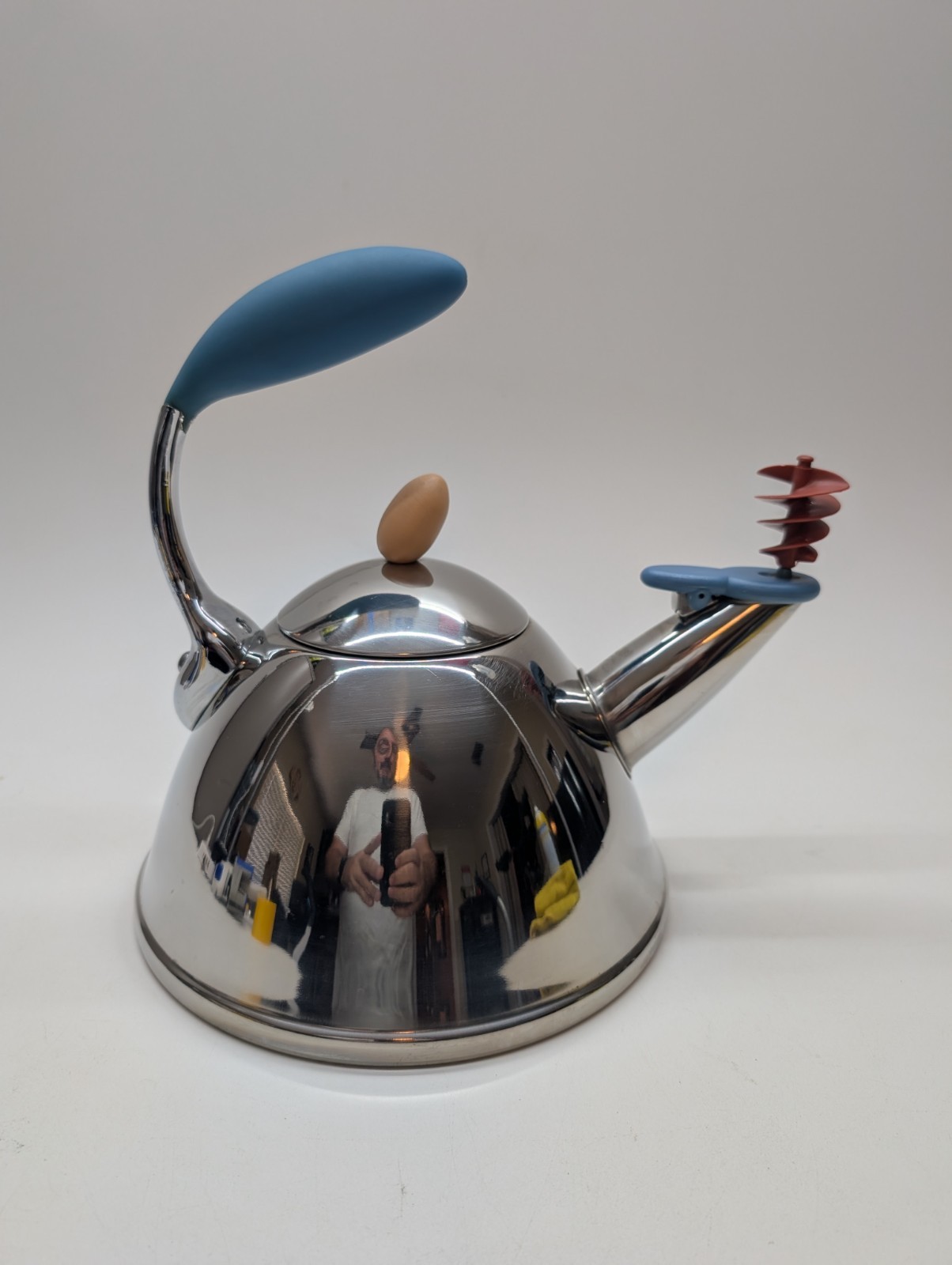 Vintage Michael Graves Design Spinning Whistle Tea Kettle 18-10 Stainless Vintage Michael Graves Design Spinning Whistle Tea Kettle 18-10 Stainless