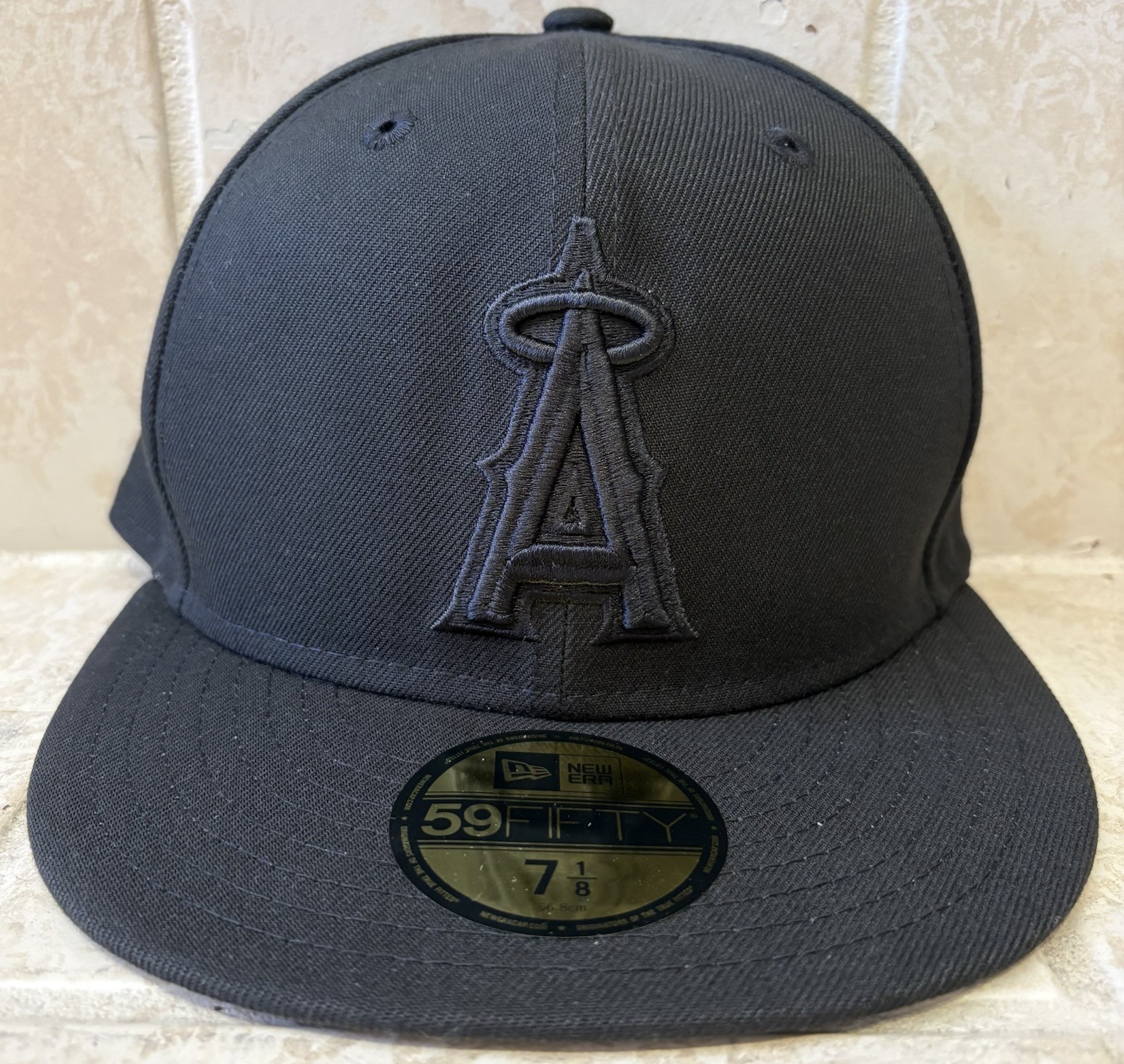 New Era Style Los Angeles Dodgers Fitted 59FIFTY Black /Black MLB Hat SIZE 7 1/8 New Era Style Los Angeles Dodgers Fitted 59FIFTY Black /Black MLB Hat SIZE 7 1/8