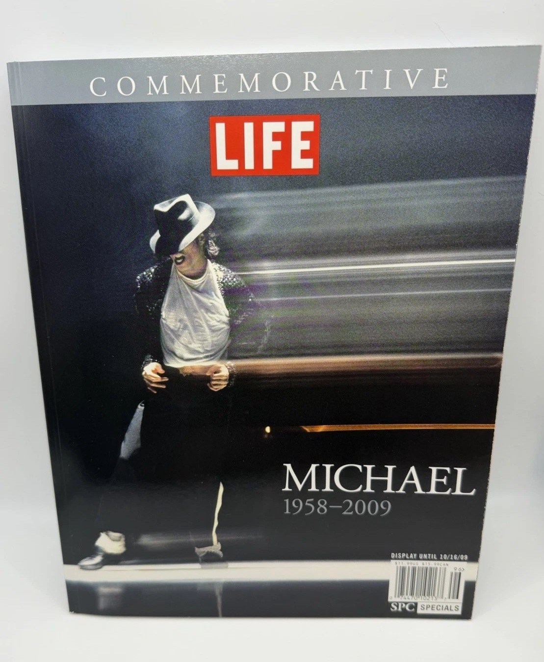 LIFE Commemorative Special Issue Magazine Michael Jackson 1958-2009 Oct 2009 NEW