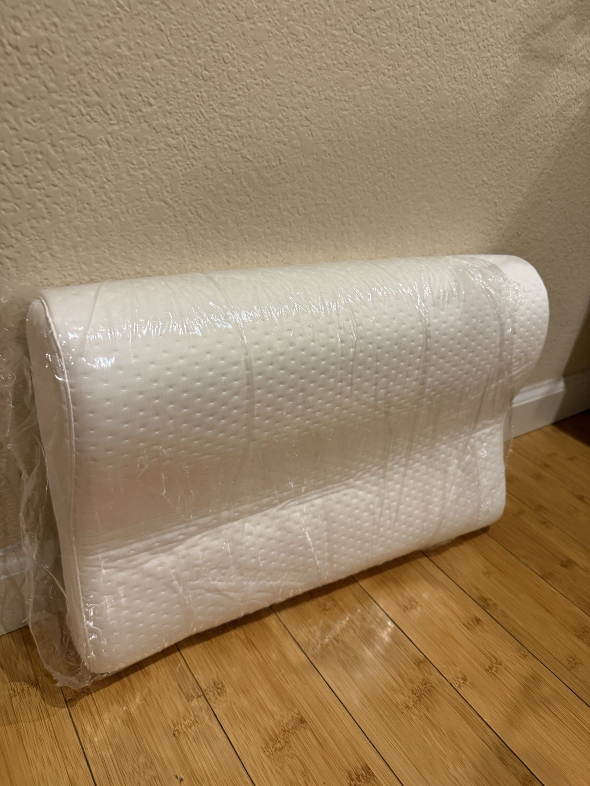 Original unopened box Tempur-Pedic Tempur-Neck Pillow- Standard Small