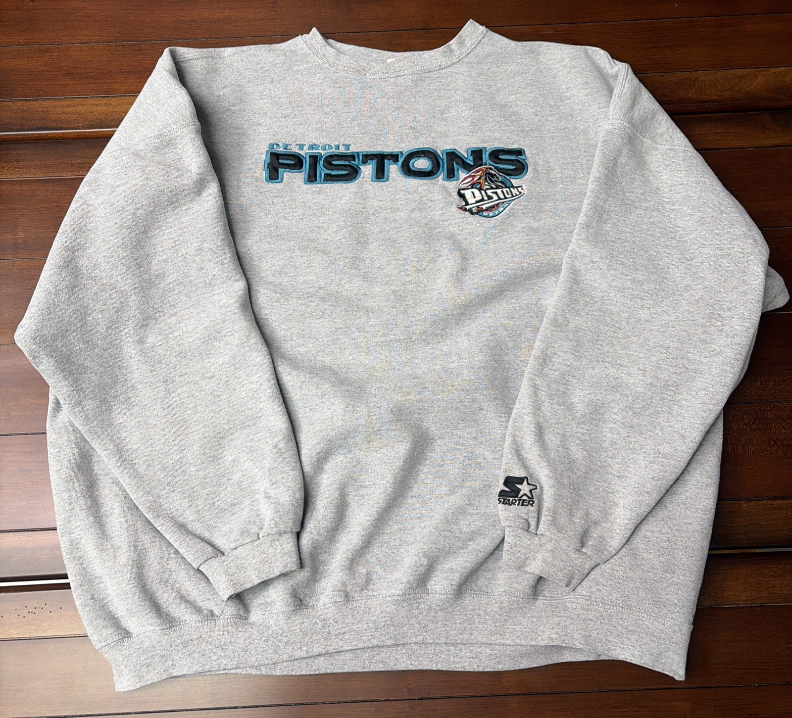 Vintage Starter USA Detroit Pistons NBA Embroidered Crewneck Sweatshirt 4XL  EUC