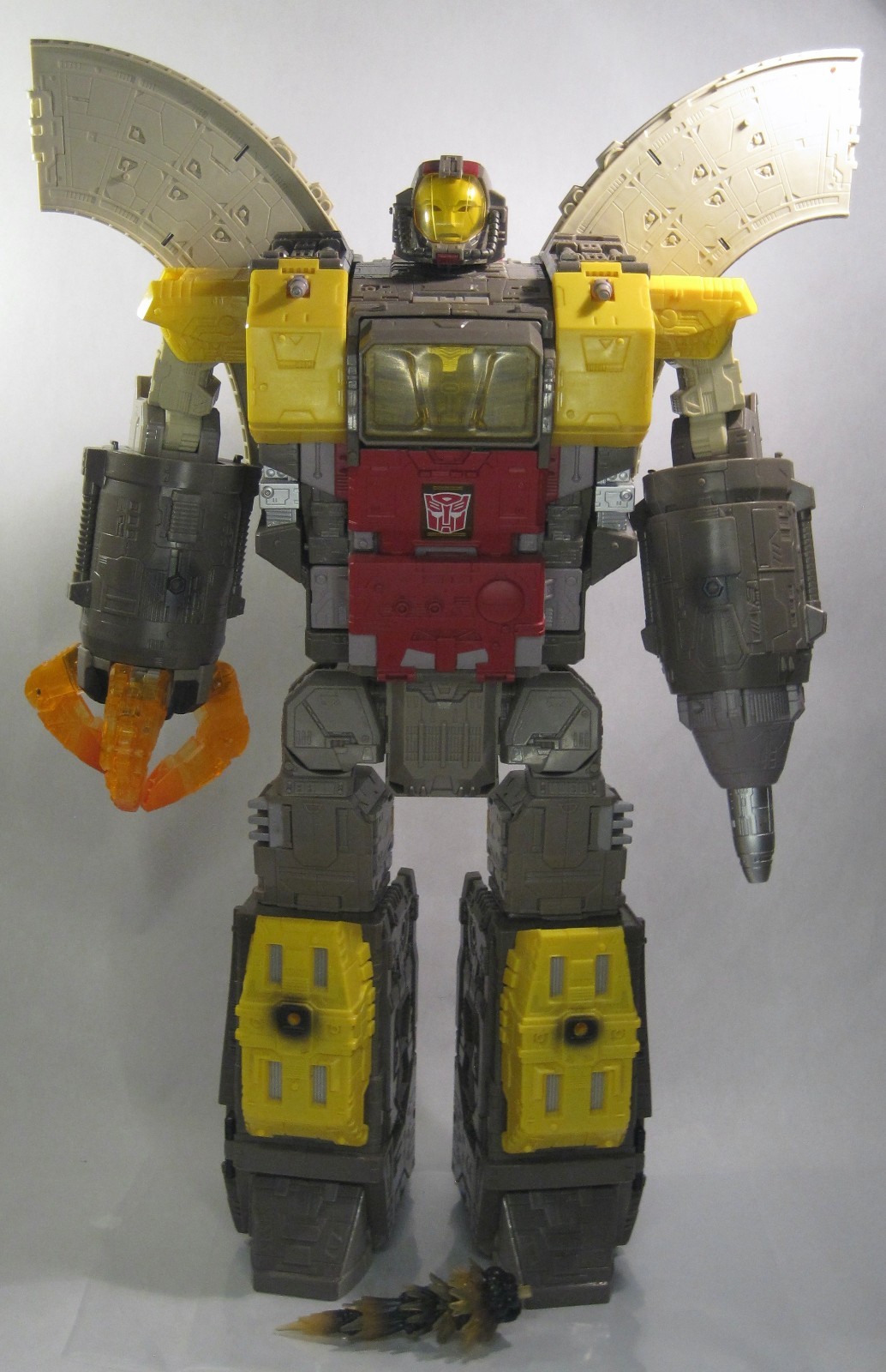 Hasbro 2019 Transformers War For Cybertron Siege Titan Class Omega Supreme