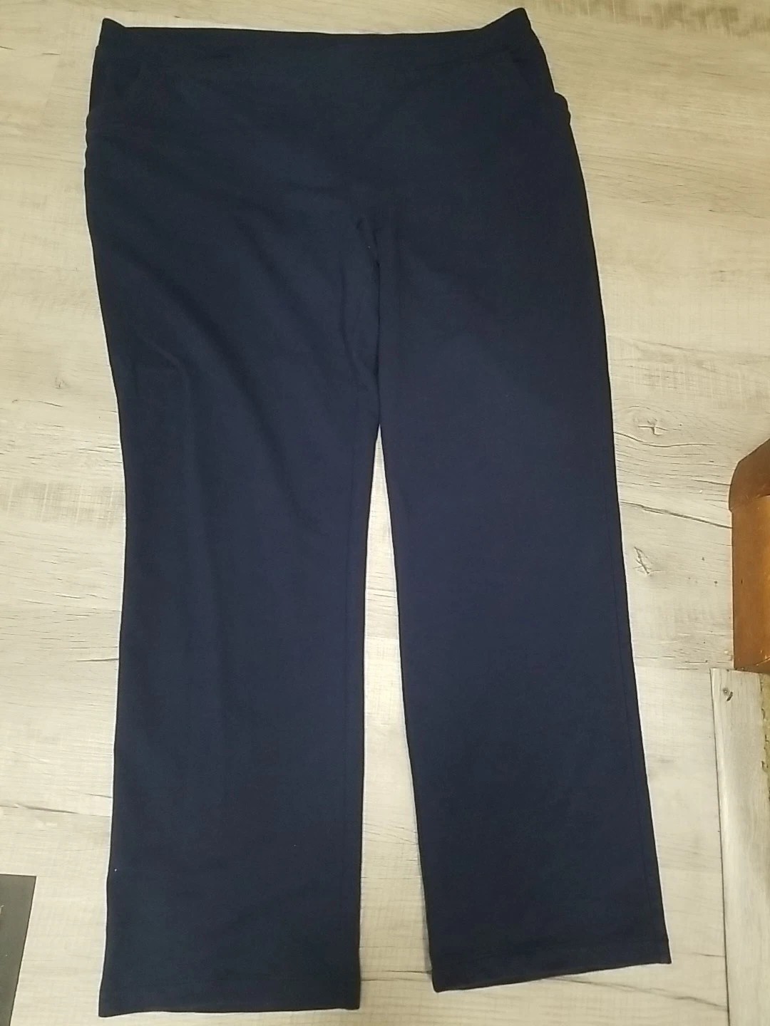 Chico’s Zenergy Pants Sweatpants Women’s Pull On Pants Size 3 (XL) Navy Chico’s Zenergy Pants Sweatpants Women’s Pull On Pants Size 3 (XL) Navy