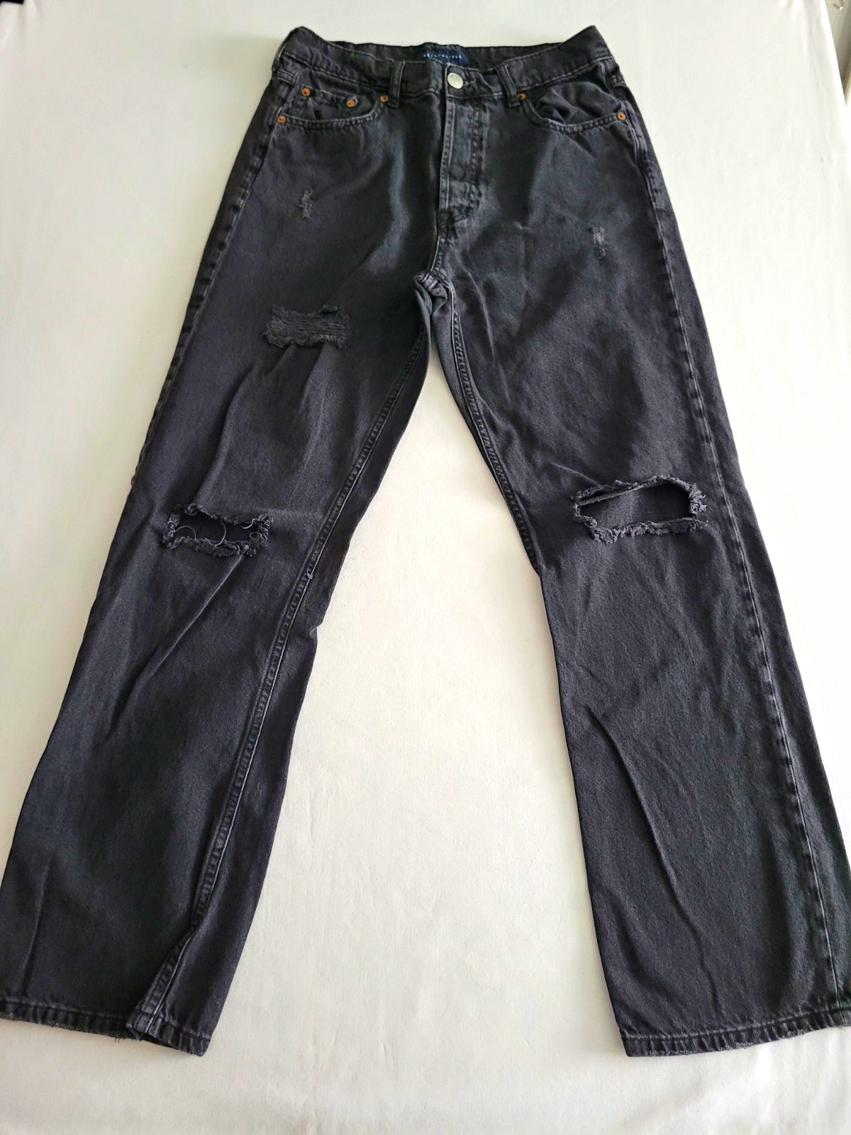 Aeropostale 90\'s Baggy Women\'s Black Distressed Jeans Button Closure 30 Waist Aeropostale 90\'s Baggy Women\'s Black Distressed Jeans Button Closure 30 Waist