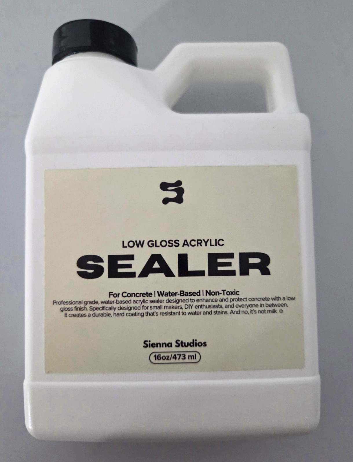 Sienna Studios Low Gloss Acrylic Sealer for Concrete Water-Based 16 oz
