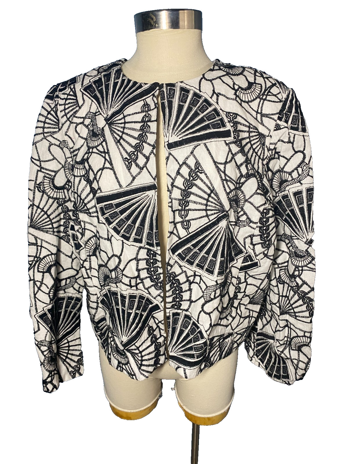 Chicos Black Label Jacket Size 3 XL White Black Linen Embroidered Fan Lined NWT Chicos Black Label Jacket Size 3 XL White Black Linen Embroidered Fan Lined NWT