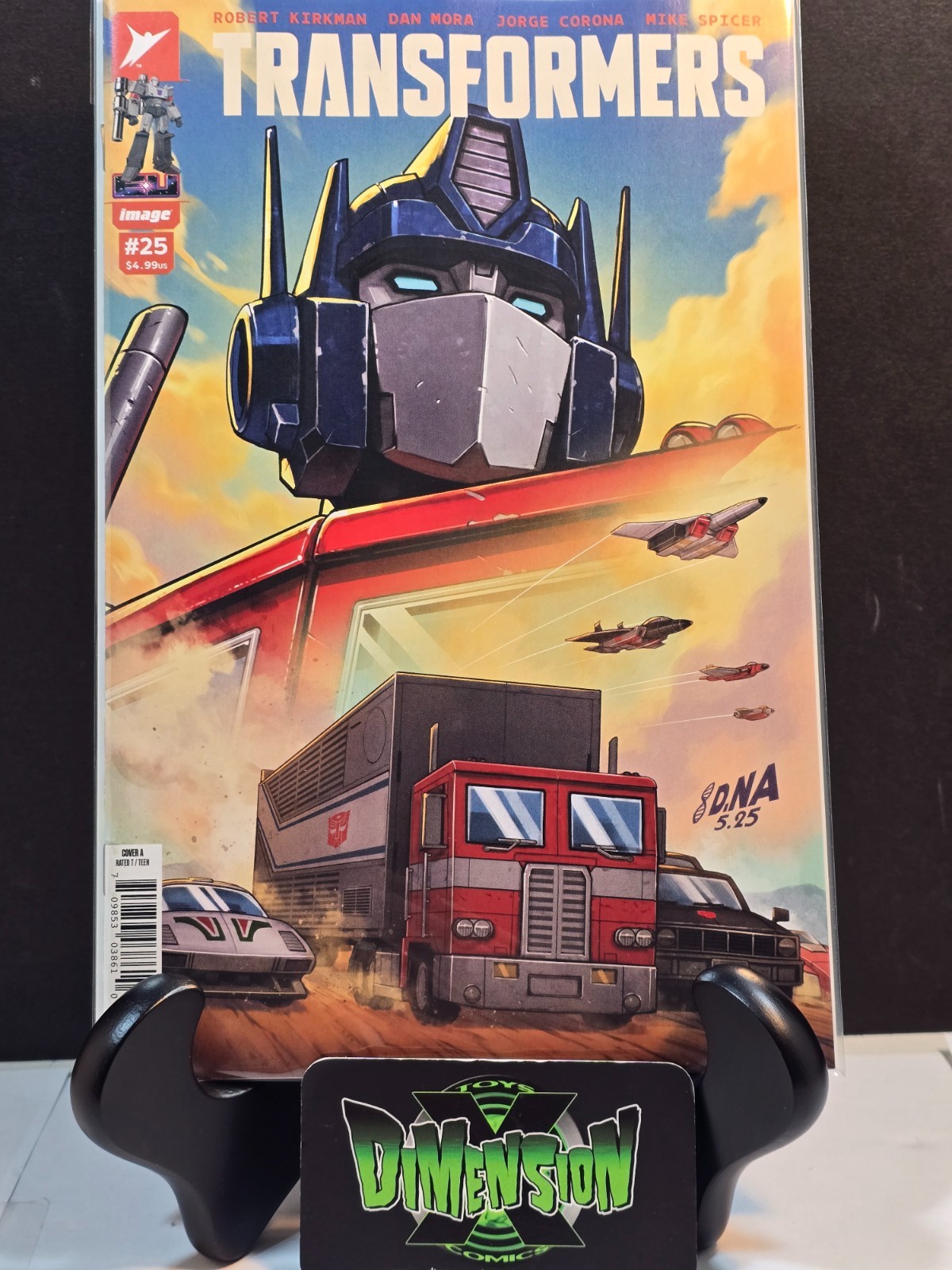TRANSFORMERS #25 COVER A OPTIMUS PRIME COMIC 1ST PRINT NM IMAGE 2025