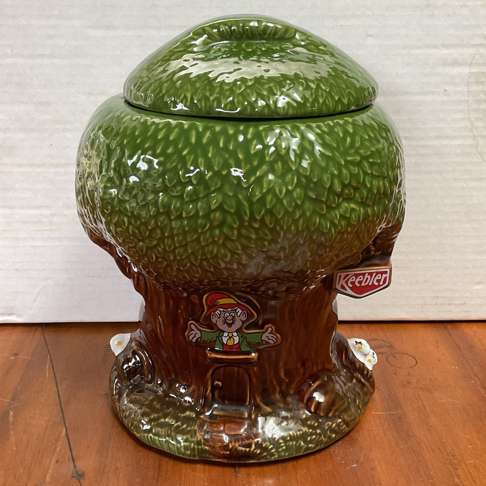 Vintage 1981 McCoy Ernie the Elf Tree Ceramic Christmas Cookie Jar USA 10