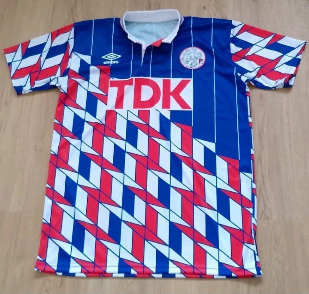 Ajax Amsterdam 1989/90 Umbro Retro Replica #8 Jersey Football Shirt Mens Size L Ajax Amsterdam 1989/90 Umbro Retro Replica #8 Jersey Football Shirt Mens Size L