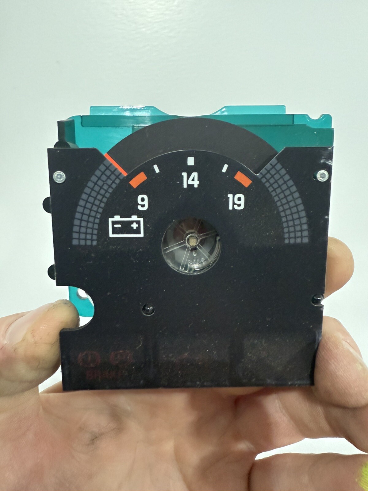 1988-1991 Chevy / GMC C/K Truck Instrument Cluster Battery Volt Gauge 88 - 91