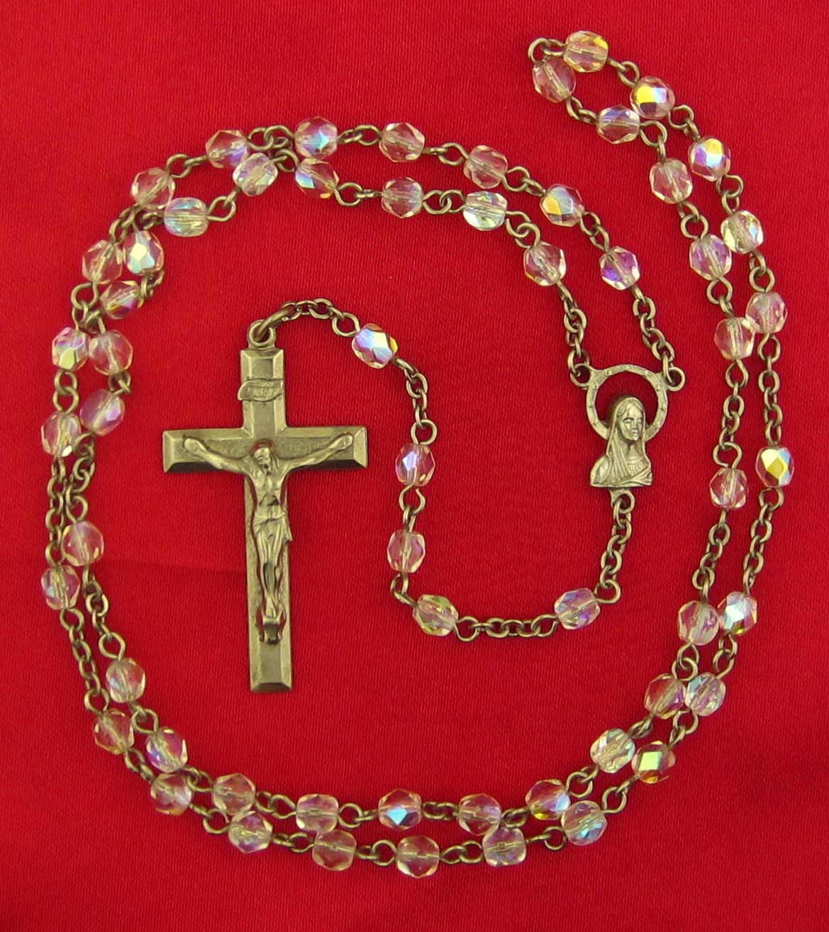 Vintage AURORA BOREALIS FACETED Rosary Religious Catholic MARY JESUS CENTER Vintage AURORA BOREALIS FACETED Rosary Religious Catholic MARY JESUS CENTER