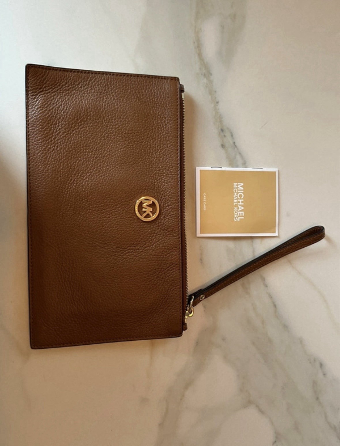 Michael Kors Jet Set Travel Medium Zip Wristlet Clutch Leather Luggage Brown NWT