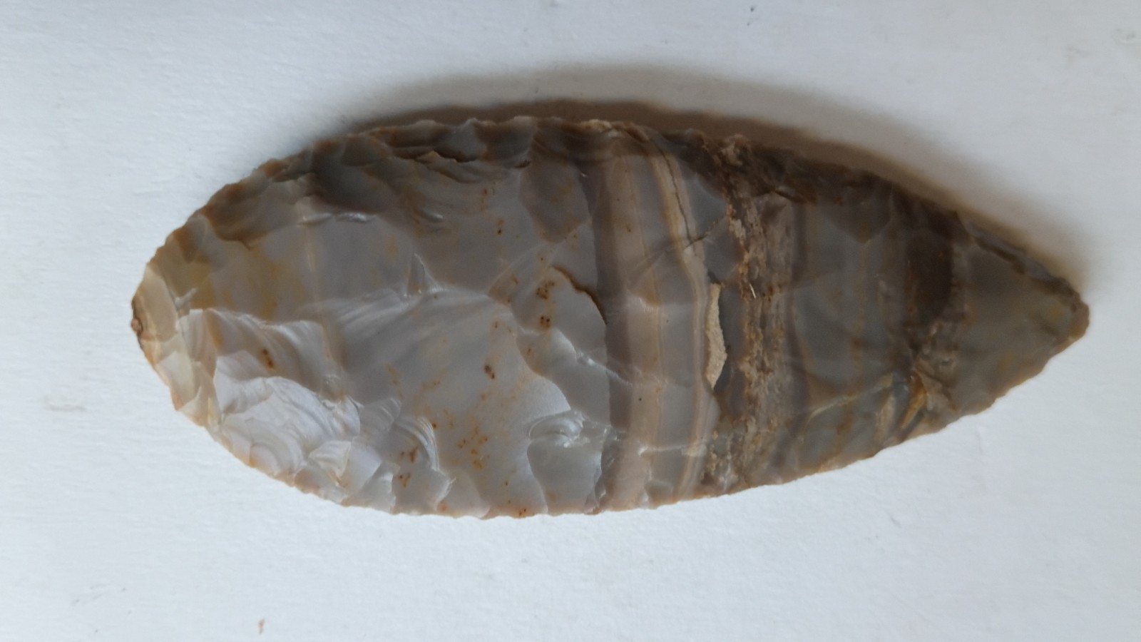 Beautiful Late Mississippian Native American Ovoid Stone Point. 3.5” long