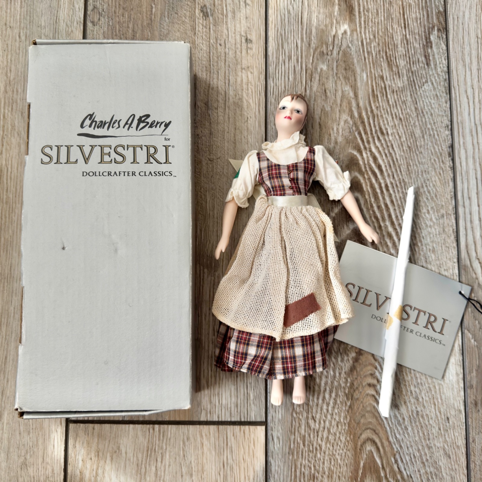 Silvestri Charles Berry Dollcrafter Cinderella At The Hearth Porcelain Doll