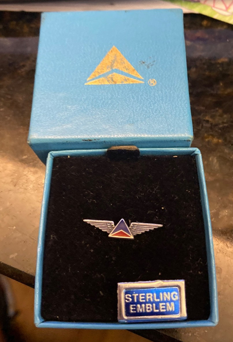 Vintage Delta Airlines Sterling Silver Pin Comes in Original Box Vintage Delta Airlines Sterling Silver Pin Comes in Original Box