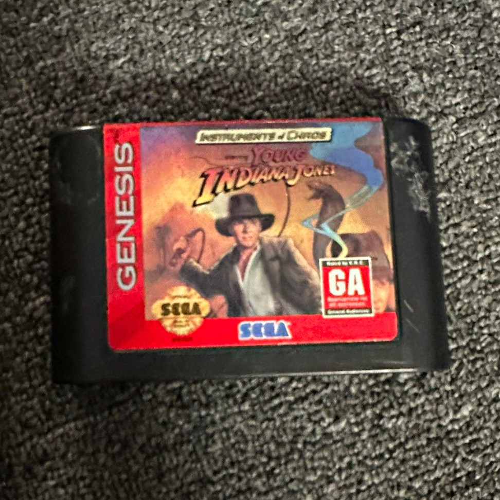 Large lot of sega games check pics price is for all games pictures