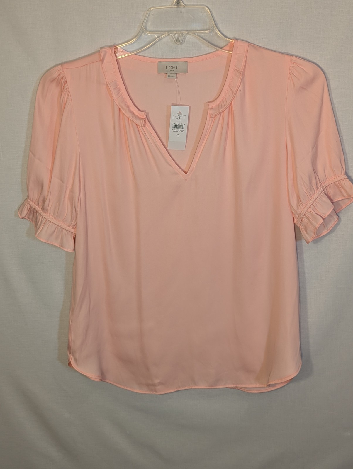 LOFT Pink Ruffle Trim V-Neck Top XS Short Sleeve Casual Feminine Flowy Romantic