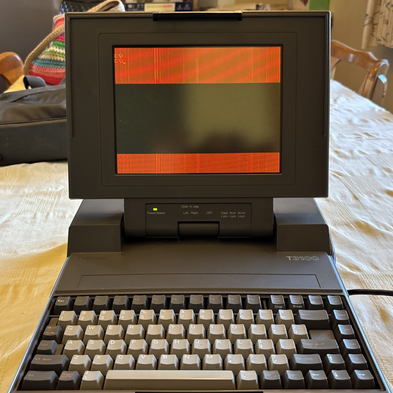 Vintage Laptop Computer Retro TOSHIBA T3100E Not Fully Tested