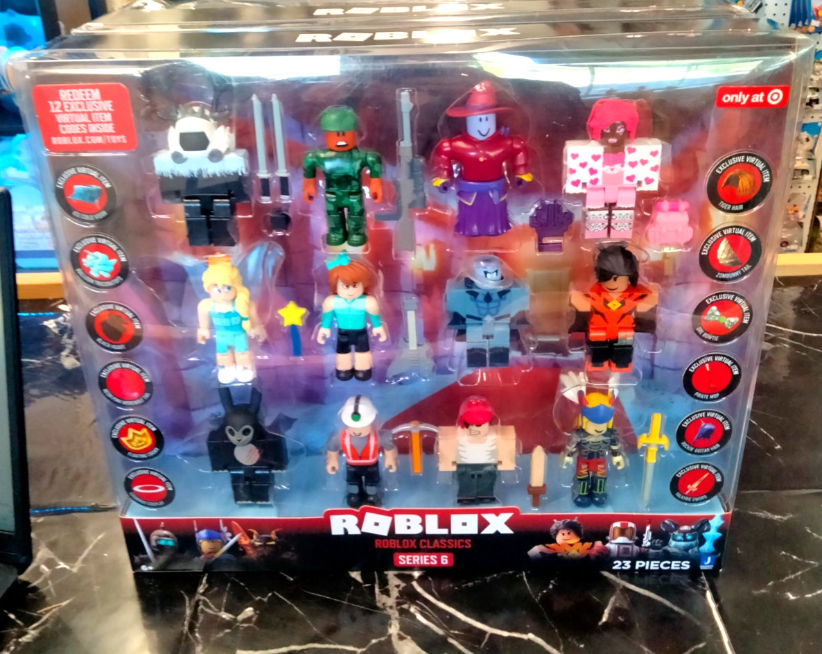 ROBLOX CLASSICS SERIES 6 - 23 PIECES W/VIRTUAL ITEM CODES - NEW, SEALED