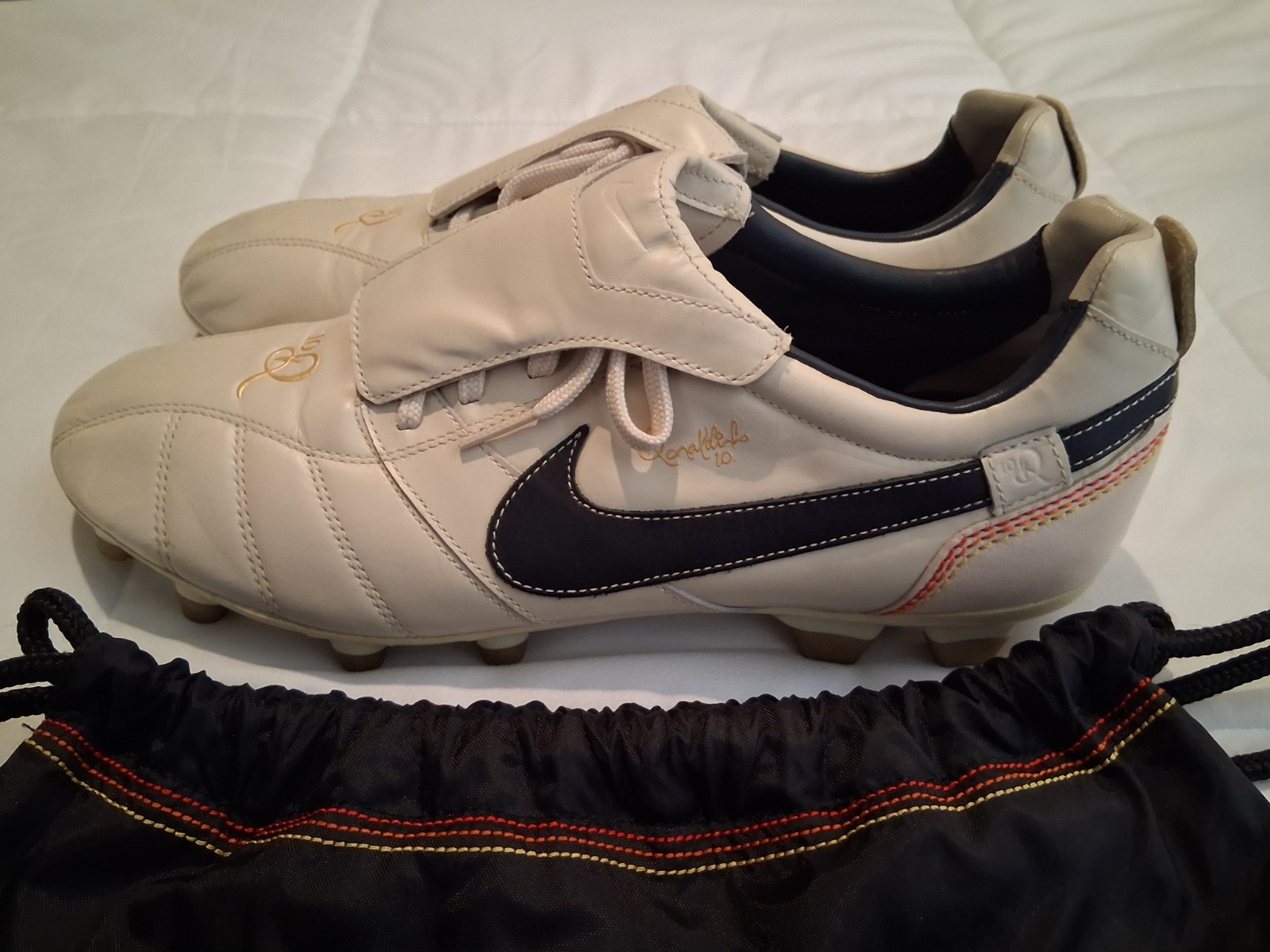 Nike Tiempo R10 Ronaldinho FG 315362-247 RARE US 11 Soccer Cleats Football