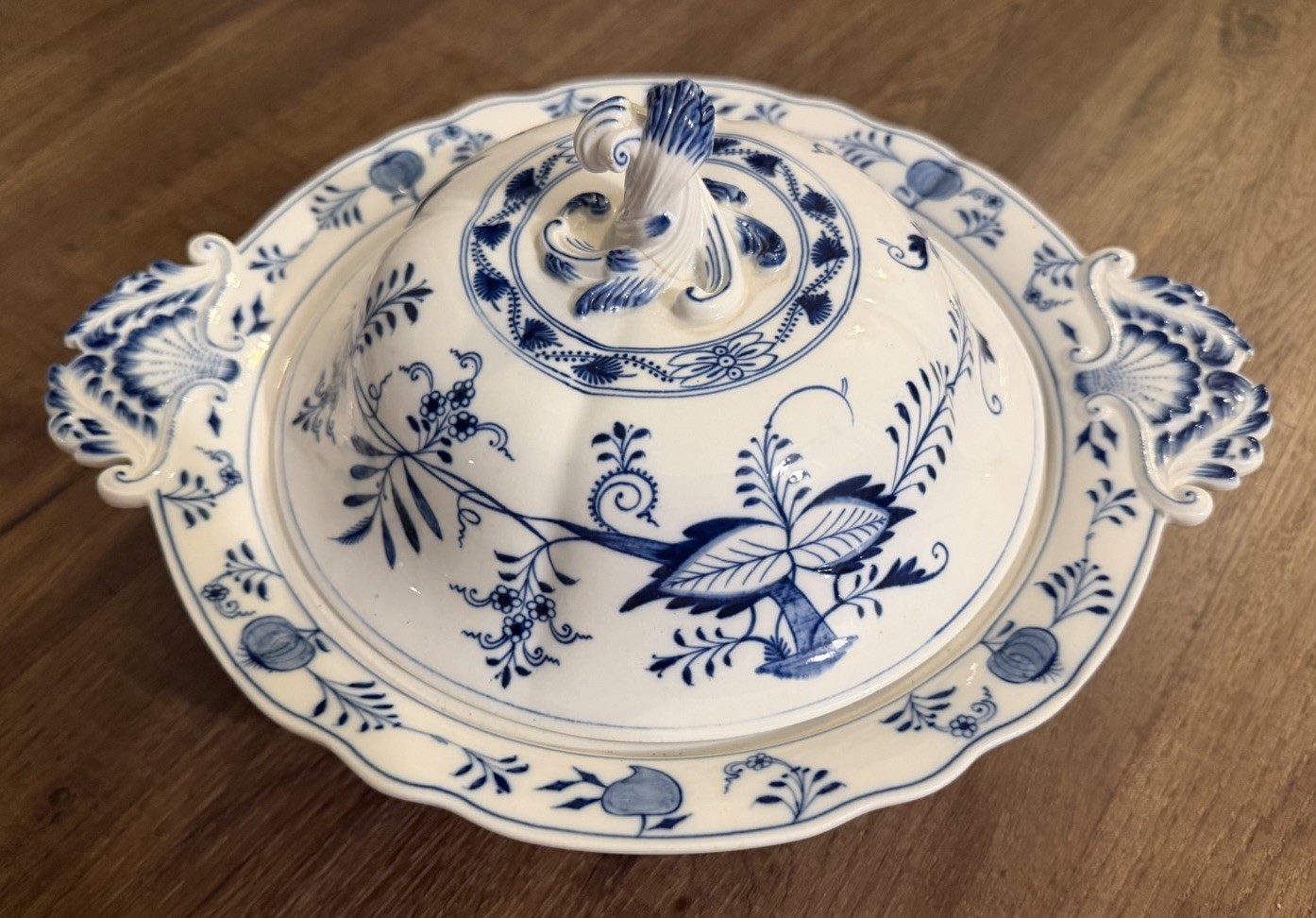 Antique Meissen Blue Onion 12.5\