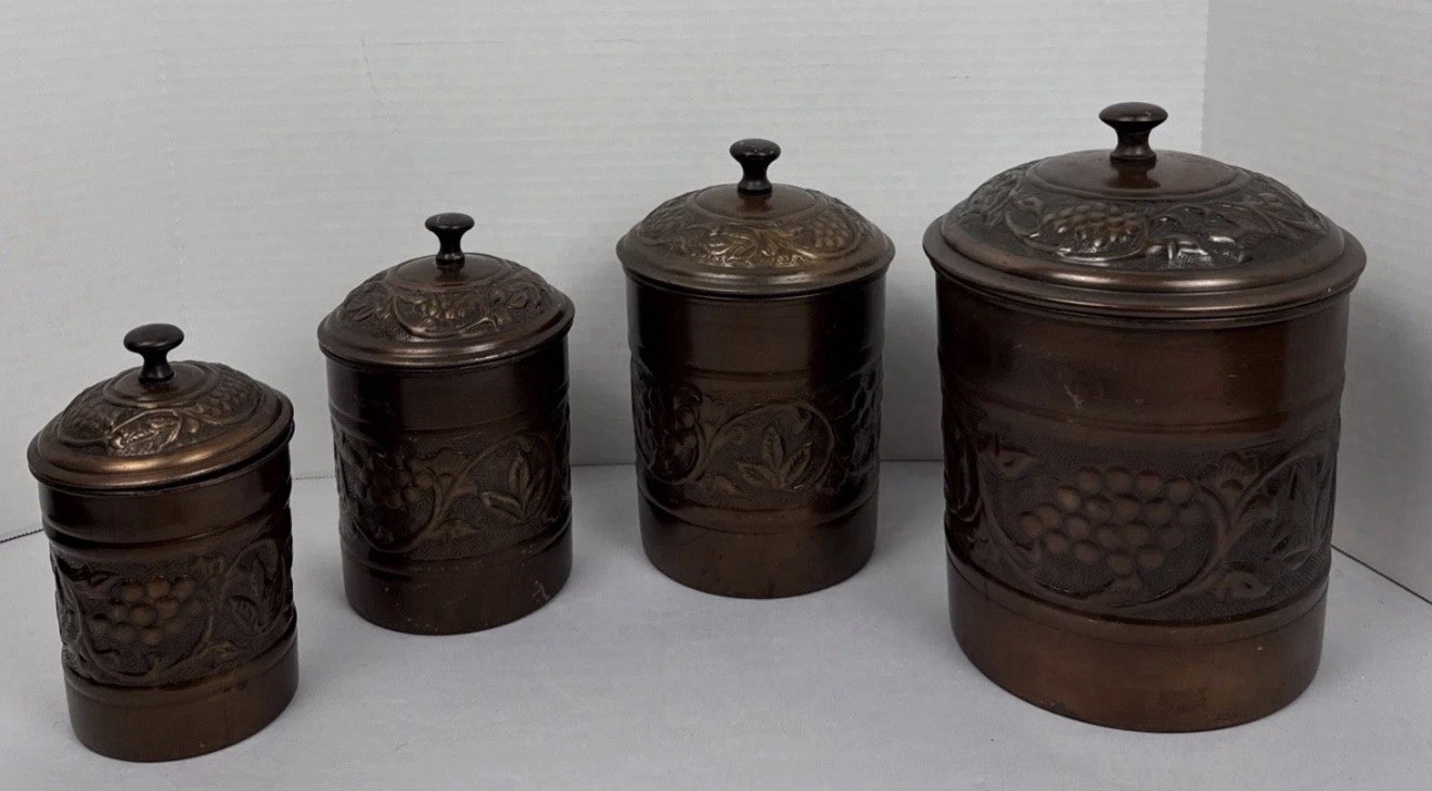 Old Dutch International 4-Piece Antique Heritage Copper Canister Set Old Dutch International 4-Piece Antique Heritage Copper Canister Set