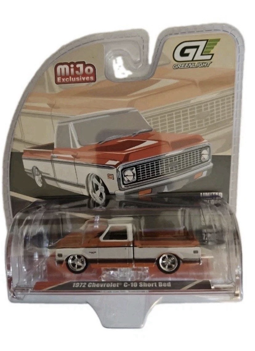 Greenlight MiJo 1972 Chevrolet C-10 Short Bed Custom Orange And White 1/64 Greenlight MiJo 1972 Chevrolet C-10 Short Bed Custom Orange And White 1/64