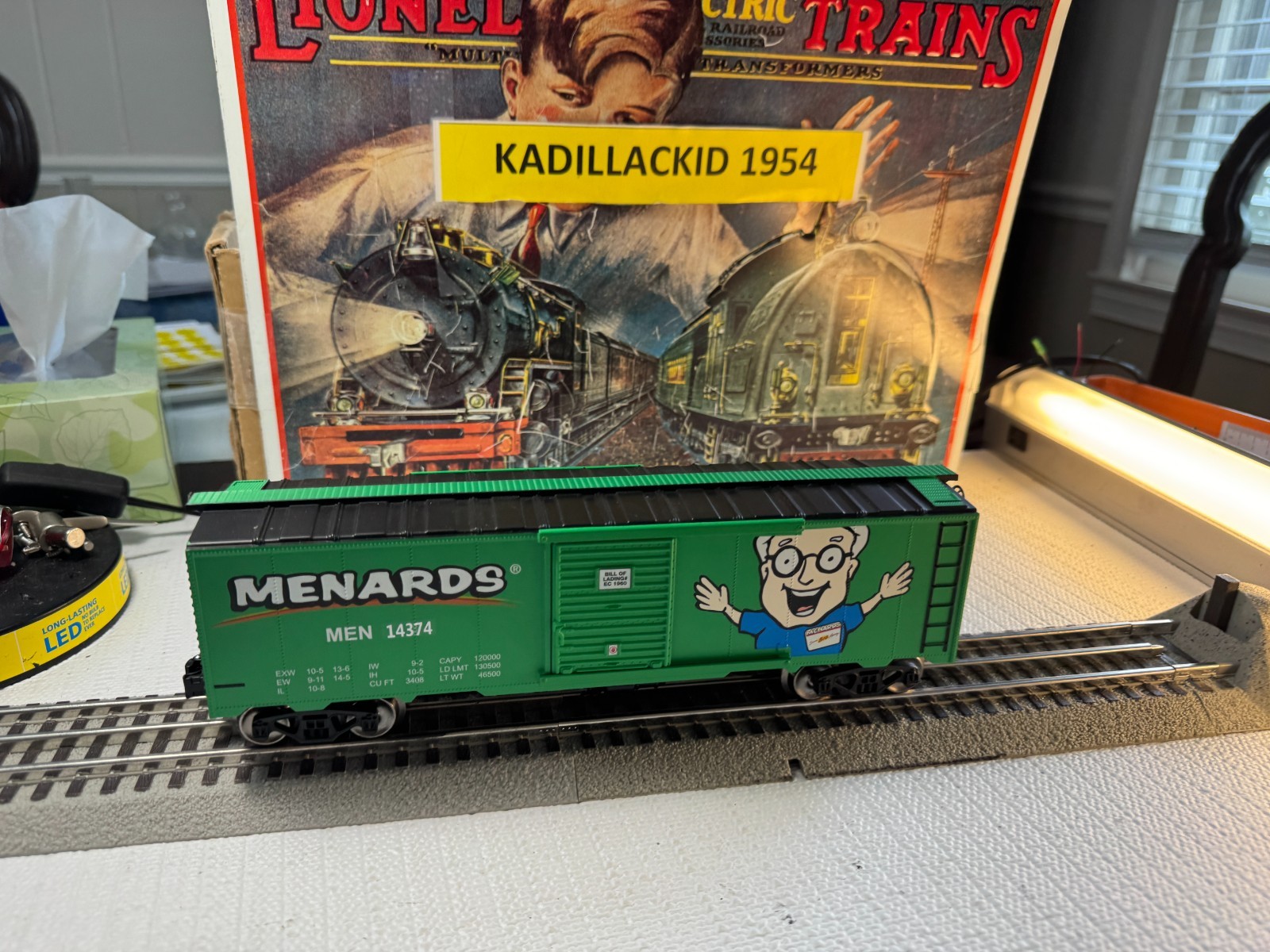 🚂 O SCALE- MENARDS - Mernards Store Box Car - GREEN - RARE 💥 L2379