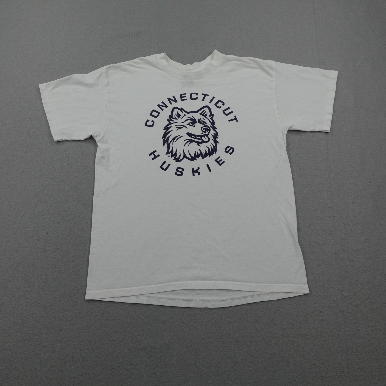 Vintage Connecticut Huskies Shirt Mens Large White Classic Platinum 90s USA Tee