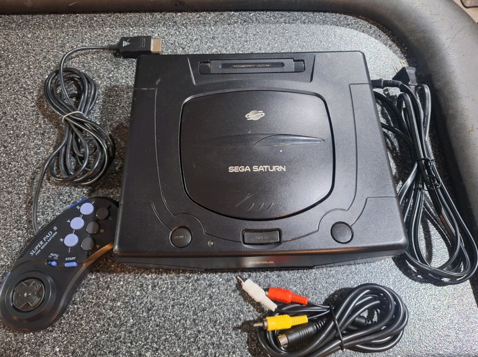 Sega Saturn Console Bundle USA Region Black Controller TESTED WORKING Sega Saturn Console Bundle USA Region Black Controller TESTED WORKING