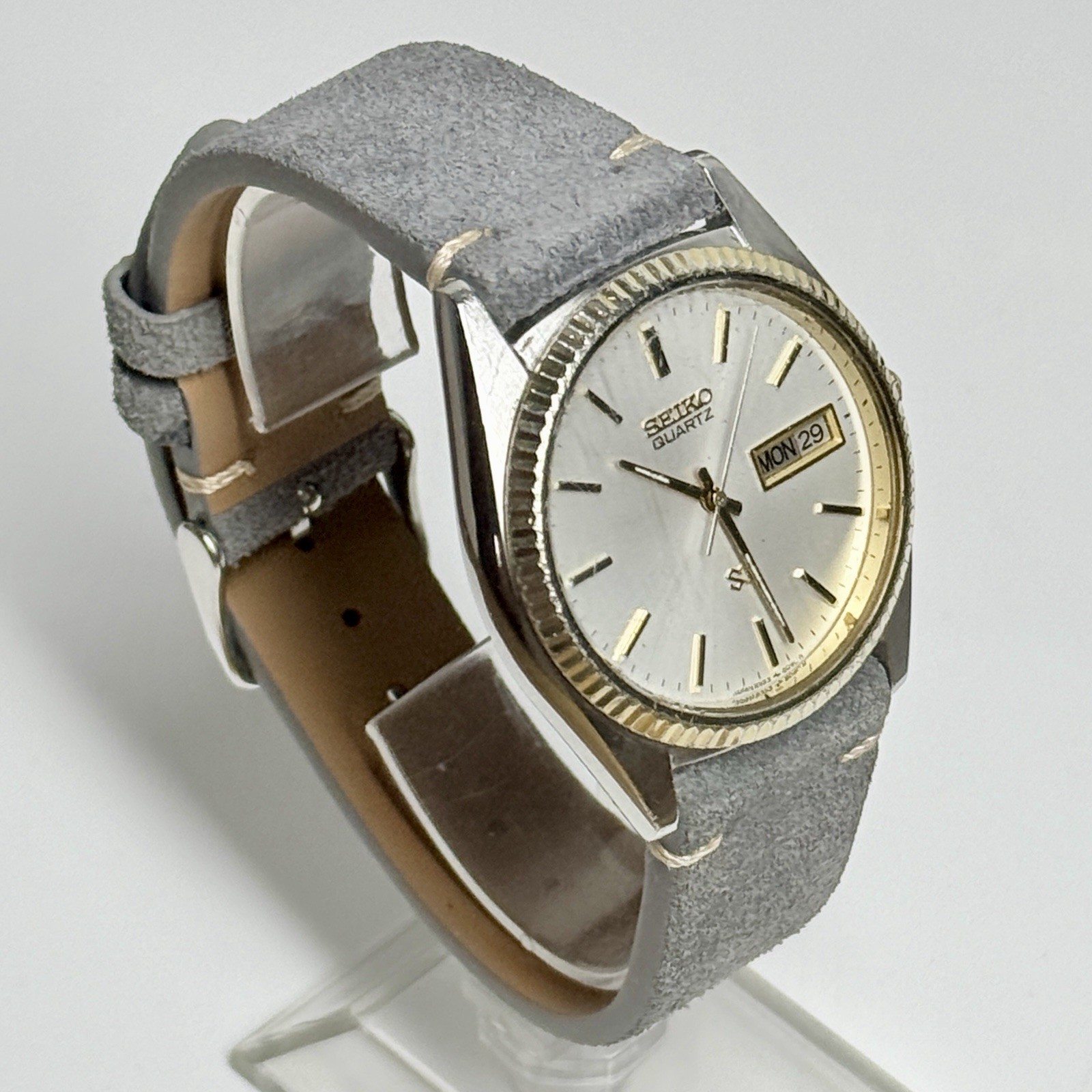 Vintage 1982 Mens Seiko SQ Quartz Watch Ref 6923-8089 Two Tone Day Date New Batt