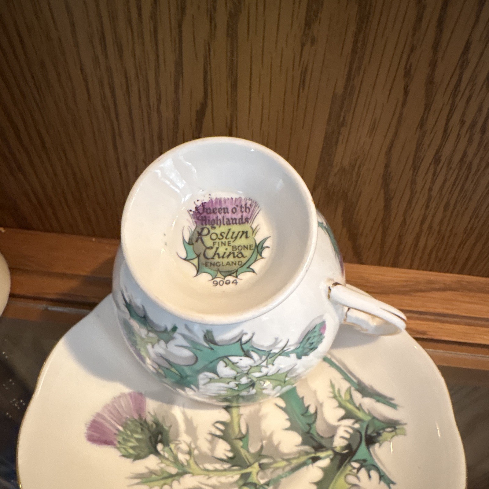 Roslyn Queen o\' the Highlands Bone China England Tea Cup & Saucer Set