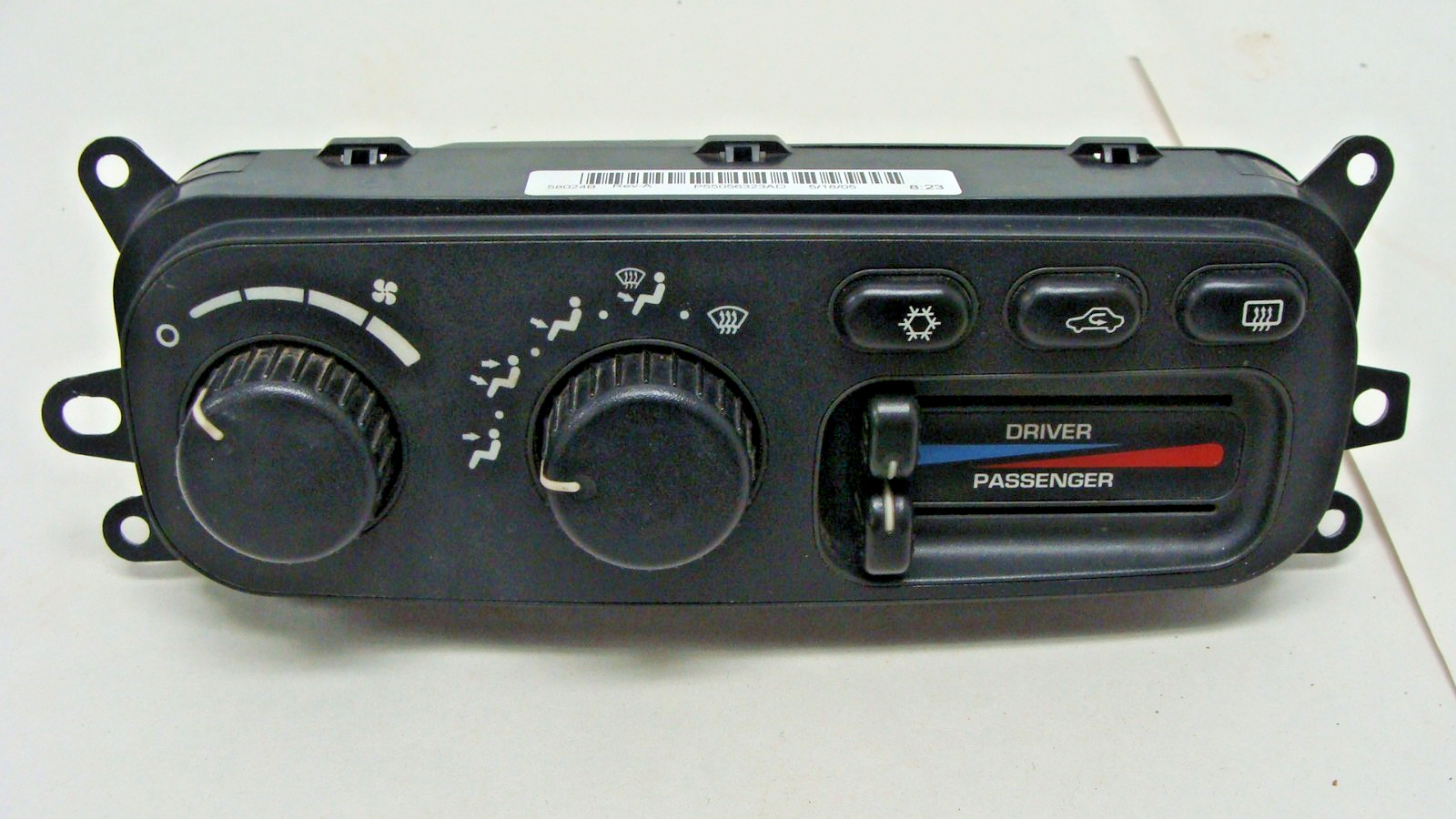 2003-2005 Dodge Ram HEATER CLIMATE TEMPERATURE CONTROL DUAL ZONE P55056323AC