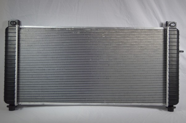 Radiator fits 2001-2014 GMC Yukon XL 1500 02-14 Cadillac Escalade Primary Radiator fits 2001-2014 GMC Yukon XL 1500 02-14 Cadillac Escalade Primary