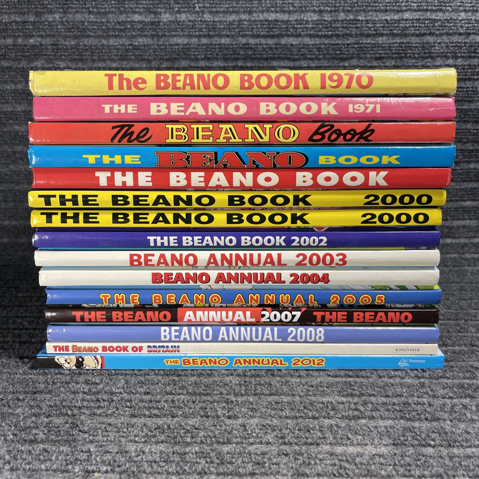 (17) The Beano & Dandy Book 1970\'s - 2000\'s Hardcover Annuals Britain Comic LOT