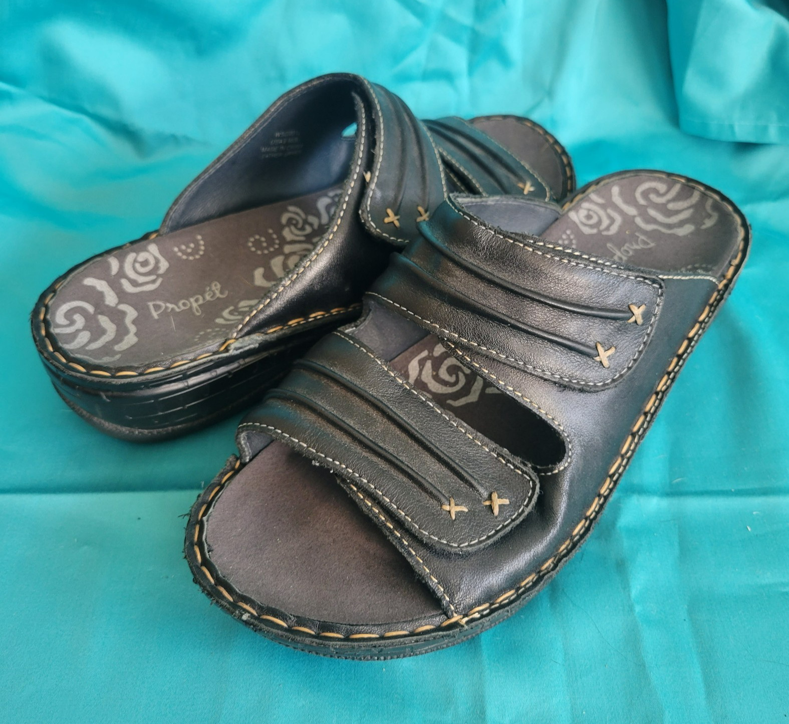 PROPET Comfort Sandals JUNE SZ 9 M  Black Leather Slides Adjustable Straps