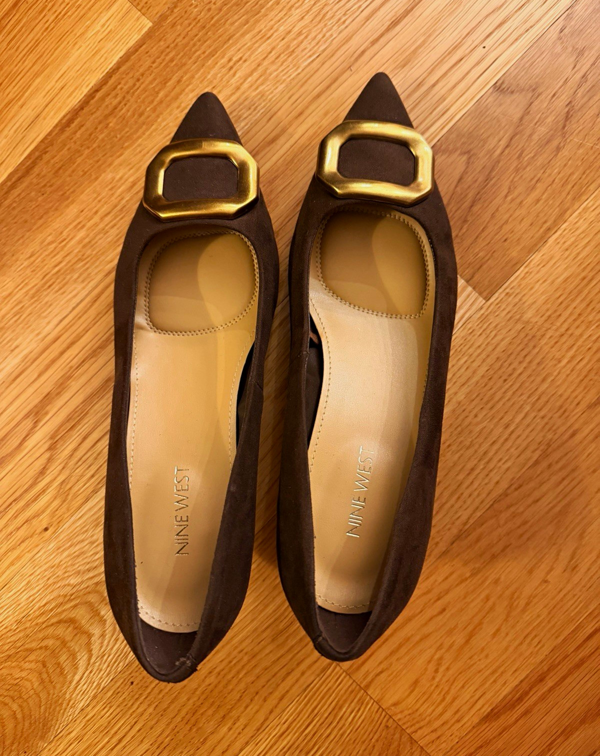 Nine West Womens Brown Suede Pointed Toe Buckle Pump Slip On Size 9 M
