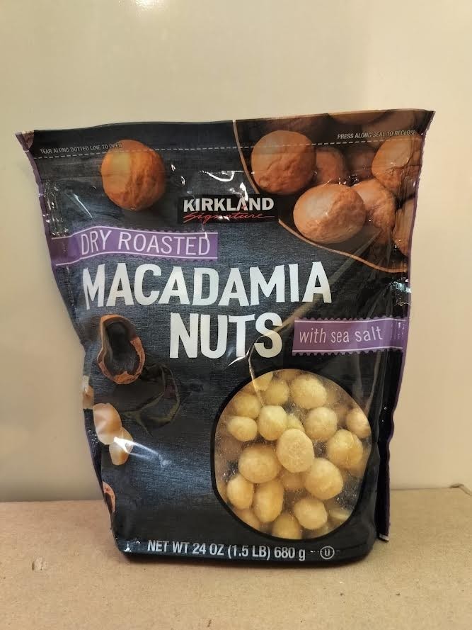 Kirkland Signature Dry Roasted Macadamia Nuts/1.5lbs/RichButteryFlavor 3/27 26z