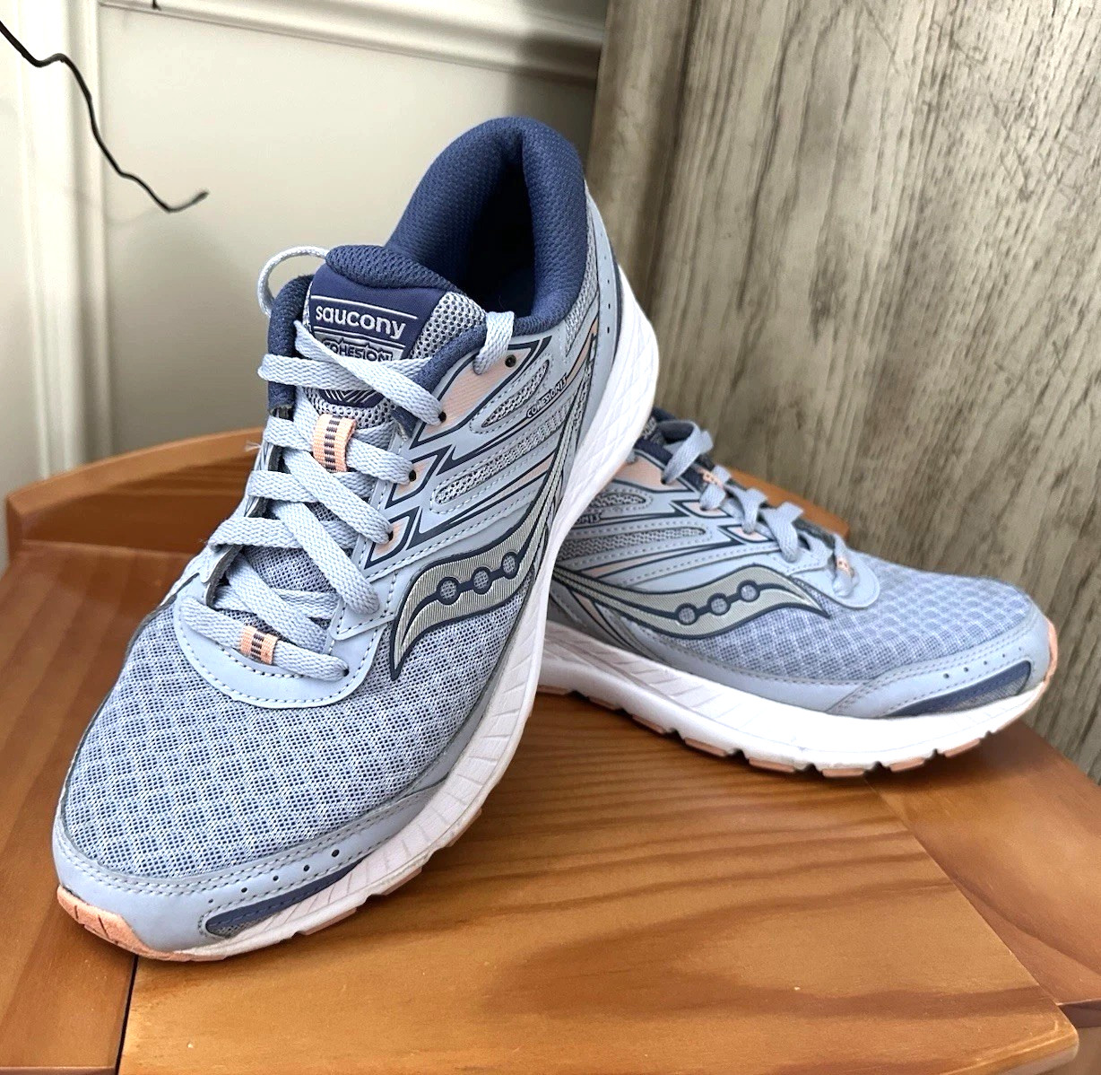 Saucony Versafoam Cohesion 13 Running Shoes Women\'s Blue Sneakers Sz 9.5 Saucony Versafoam Cohesion 13 Running Shoes Women\'s Blue Sneakers Sz 9.5
