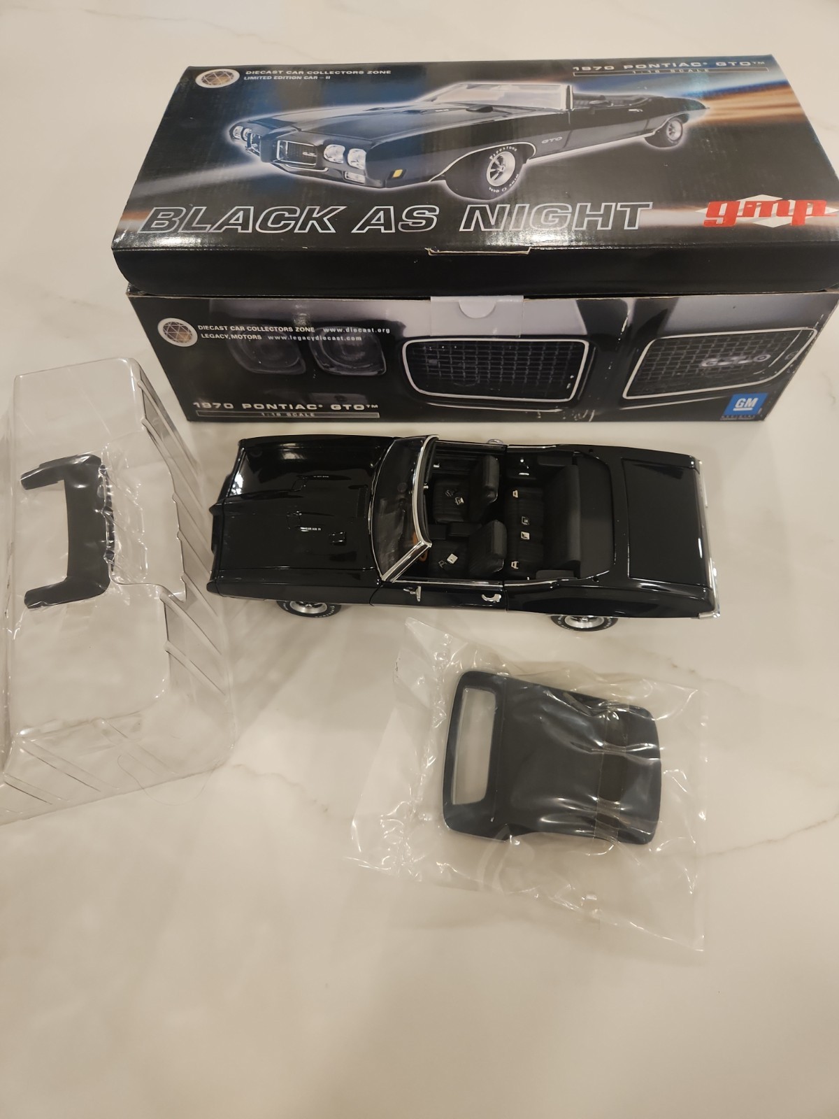 GMP 1970 Pontiac GTO Convertible Black As Night 1:18 8141 GMP 1970 Pontiac GTO Convertible Black As Night 1:18 8141