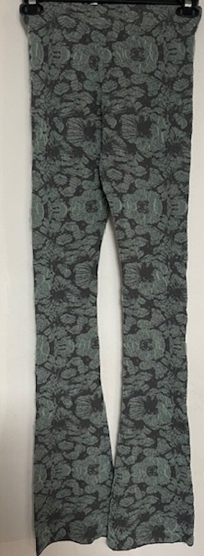 WOW New Rohe brand printed flare pant IT size 36 $475