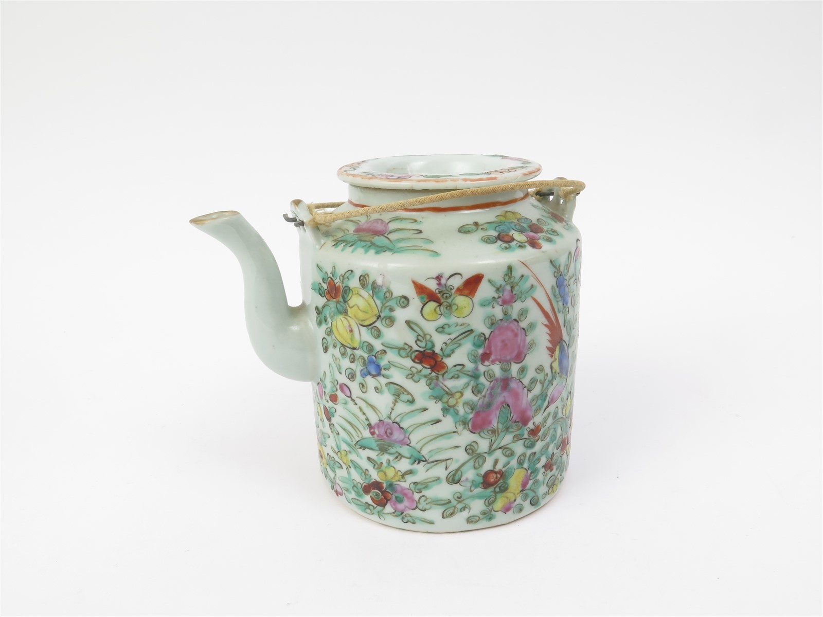 Hand Painted Qing Dynasty Famille Rose Porcelain Teapot 6.75\