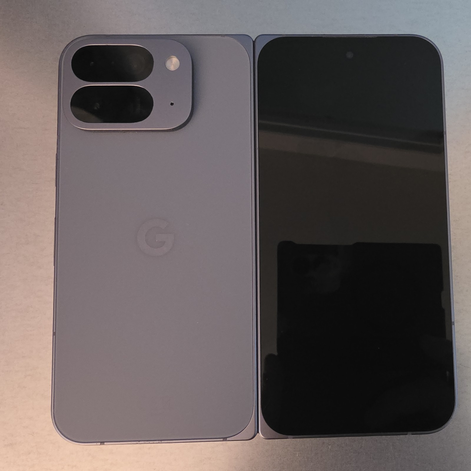 Google Pixel 10 Pro Fold 256GB (Unlocked) 8\ Google Pixel 10 Pro Fold 256GB (Unlocked) 8\