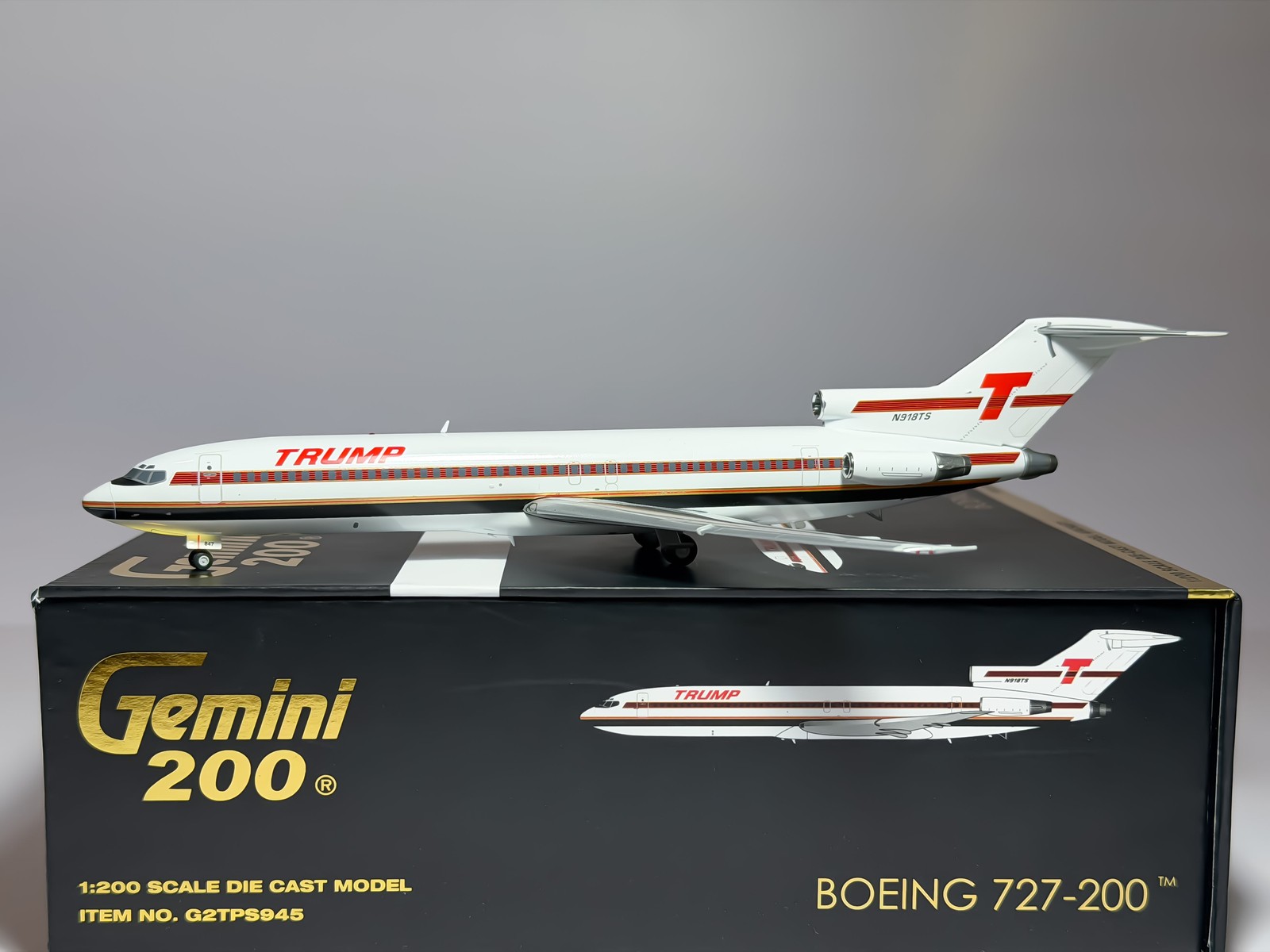 Trump Shuttle Boeing 727-200 1:200 Gemini Jets N918TS (G2TPS945) Trump Shuttle Boeing 727-200 1:200 Gemini Jets N918TS (G2TPS945)