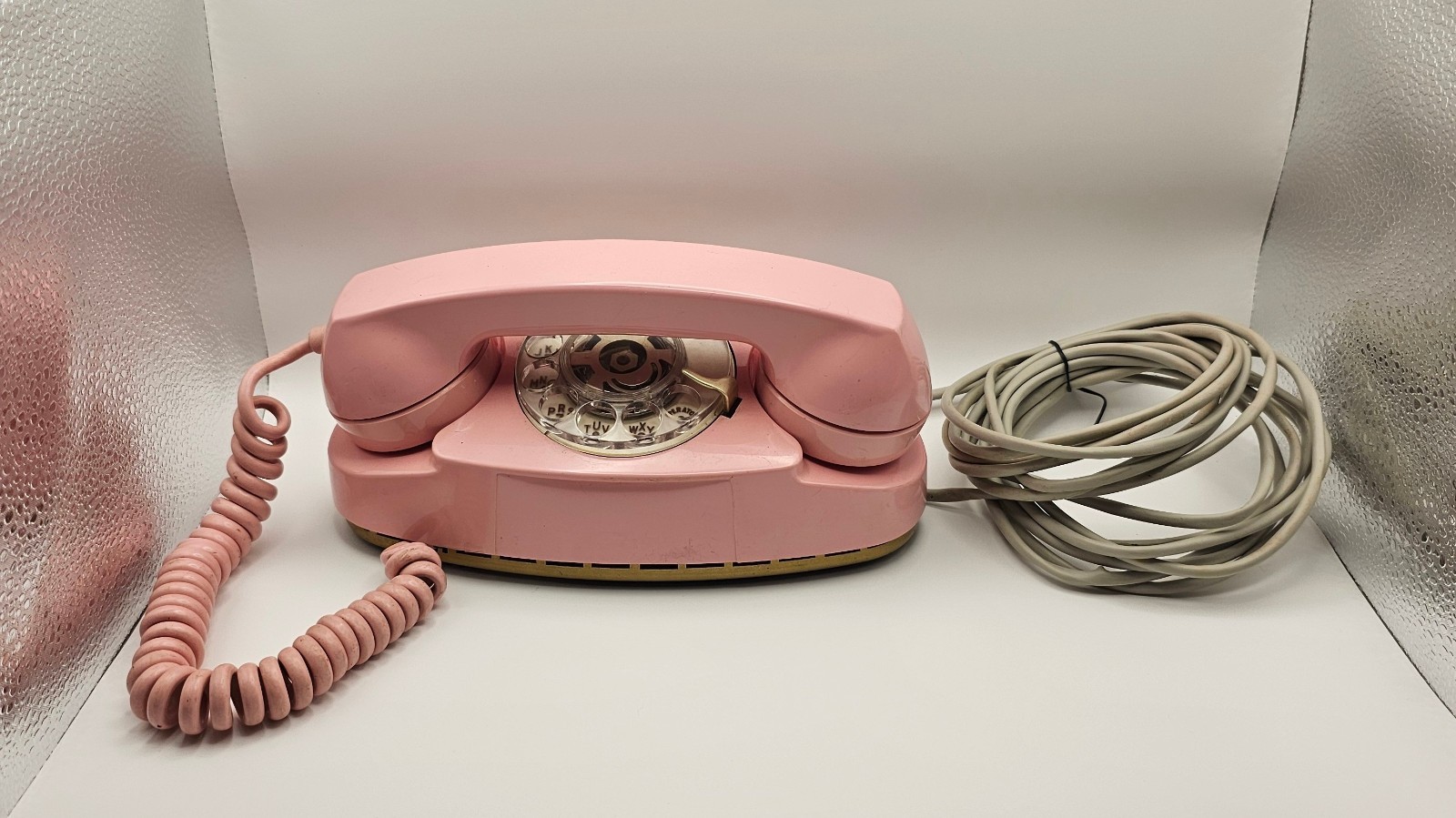 Vintage Pink Princess Rotary Telephone 702B Bell System Phone Vintage Pink Princess Rotary Telephone 702B Bell System Phone