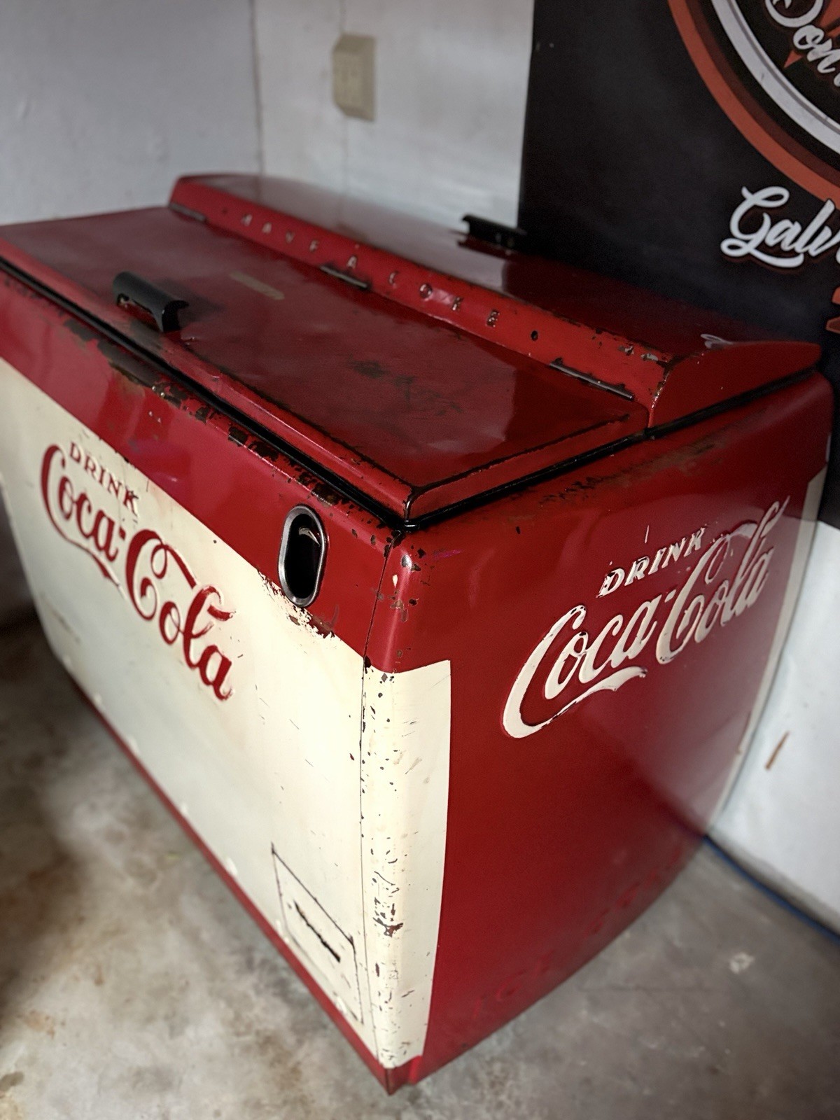 Early 1950’s Coca-Cola Soda Cooler Early 1950’s Coca-Cola Soda Cooler