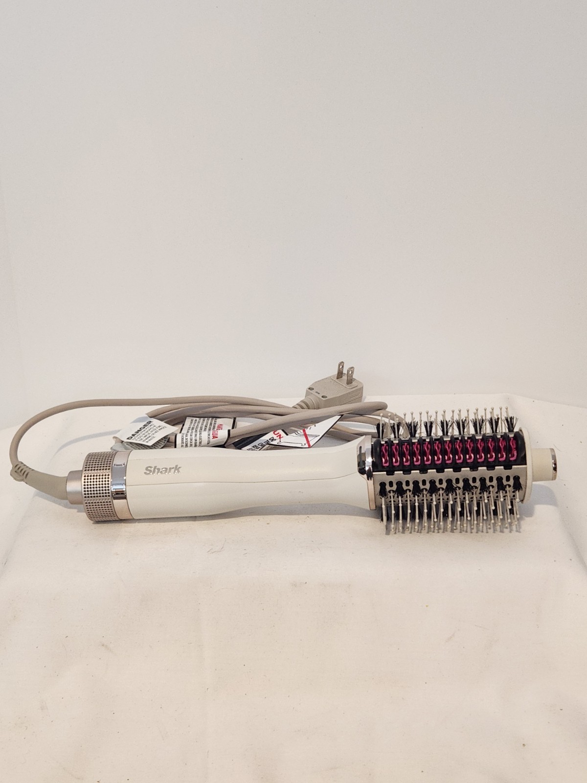 Shark HT200 Smooth Style Heated Comb + Blow Dryer Brush Works