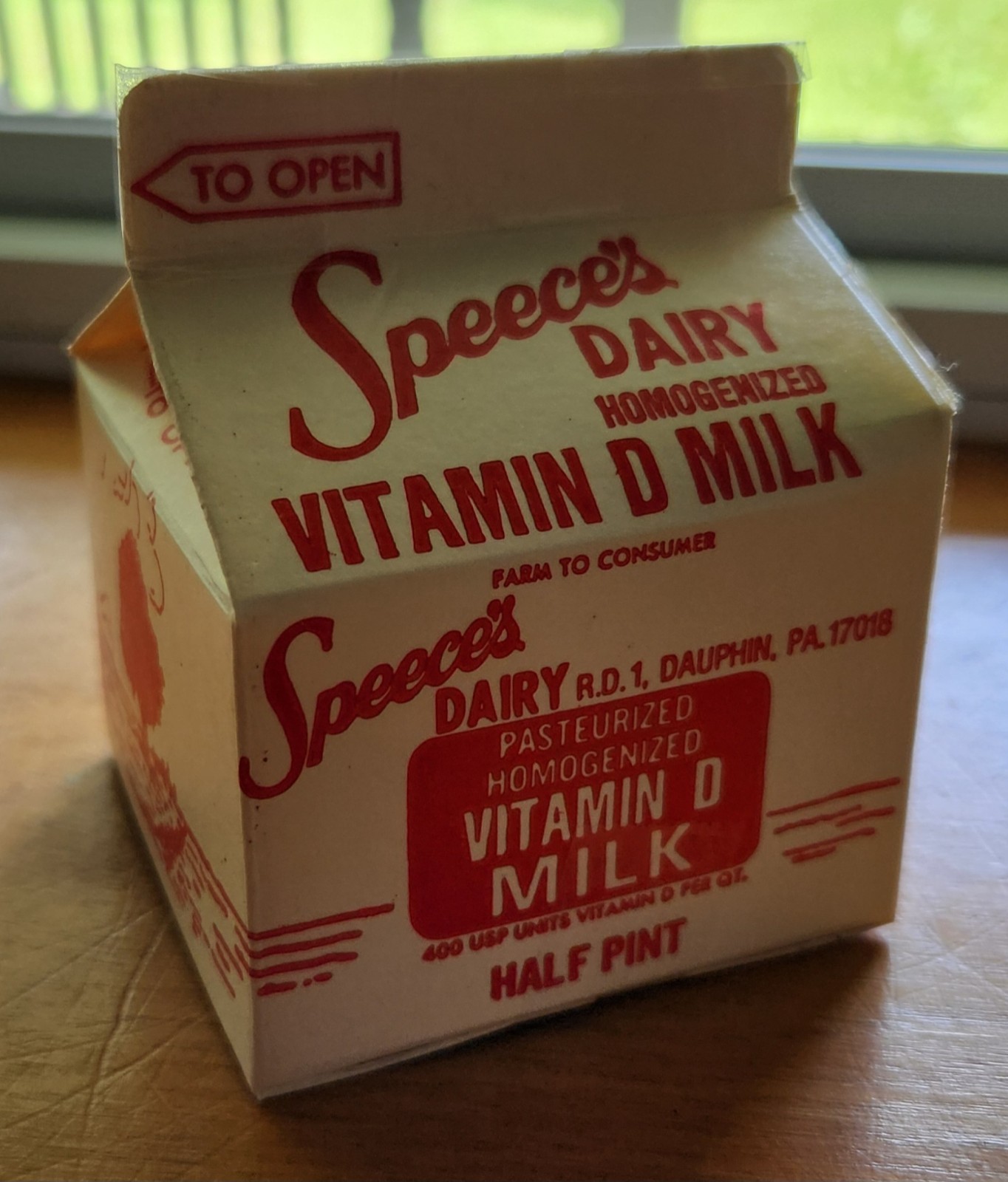 SPEECE\'S DAIRY - Dauphin, PA School Sized Half Pint Set of 4 Cartons SPEECE\'S DAIRY - Dauphin, PA School Sized Half Pint Set of 4 Cartons