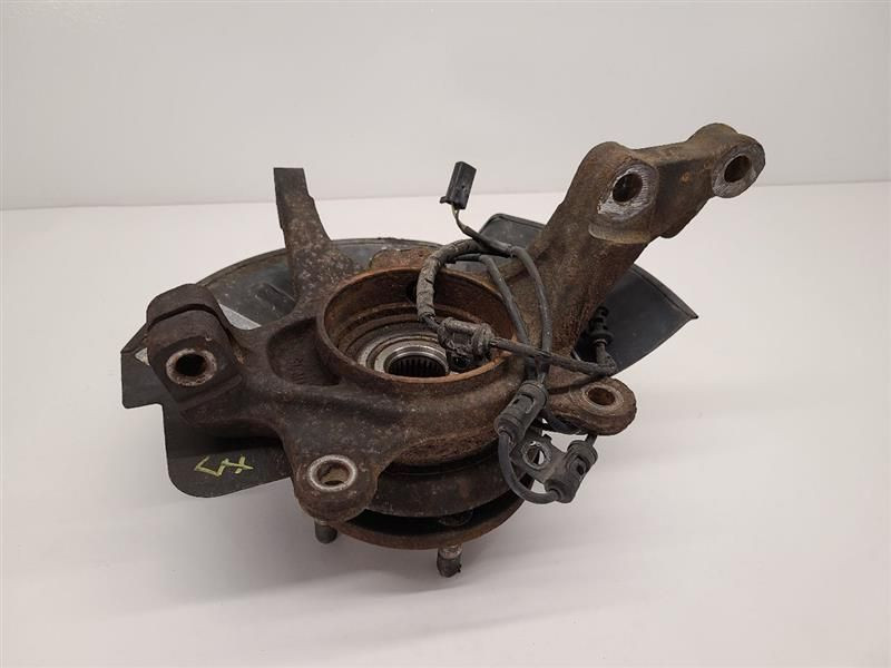 2010-2013 Kia Sportage Driver Left Front Spindle Knuckle OEM