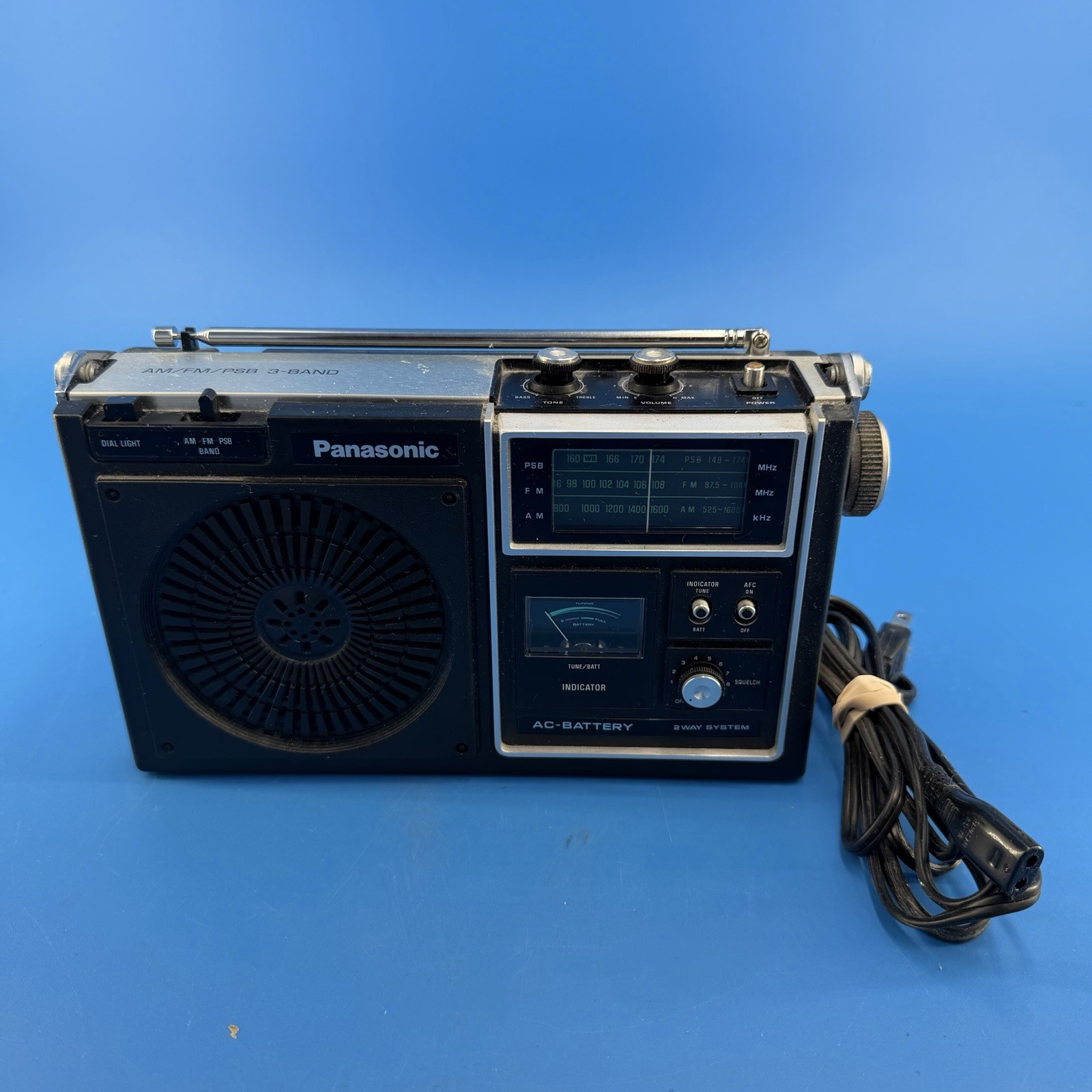 Vintage Panasonic RF-1080 AM/FM PSB 3-Band Portable Radio Black TESTED
